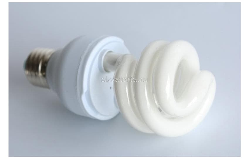 Террариумная ультрафиолетовая лампа Nomoy Pet UV 10.0 Compact Reptile, 13 Вт
