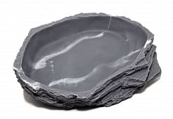    Детальное описание Текст HTML Визуальный редактор Кормушка-поилка Lucky Reptile Water Dish Granite изготовлена из синтетической смолы, полностью безопасной для рептилий. Внешне она выглядит как камень, и обители террариумов могут ощущать её&n